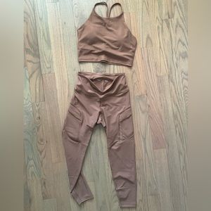 Tan/Brown Large Old Navy Workout Legging Set